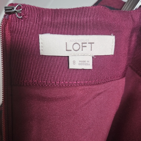 Loft Knee-Length Pencil Skirt in Women's Size 8 - Picture 12 of 16